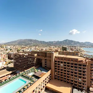 https://malagasuite-skyviews-fuengirola.es-andalucia.com